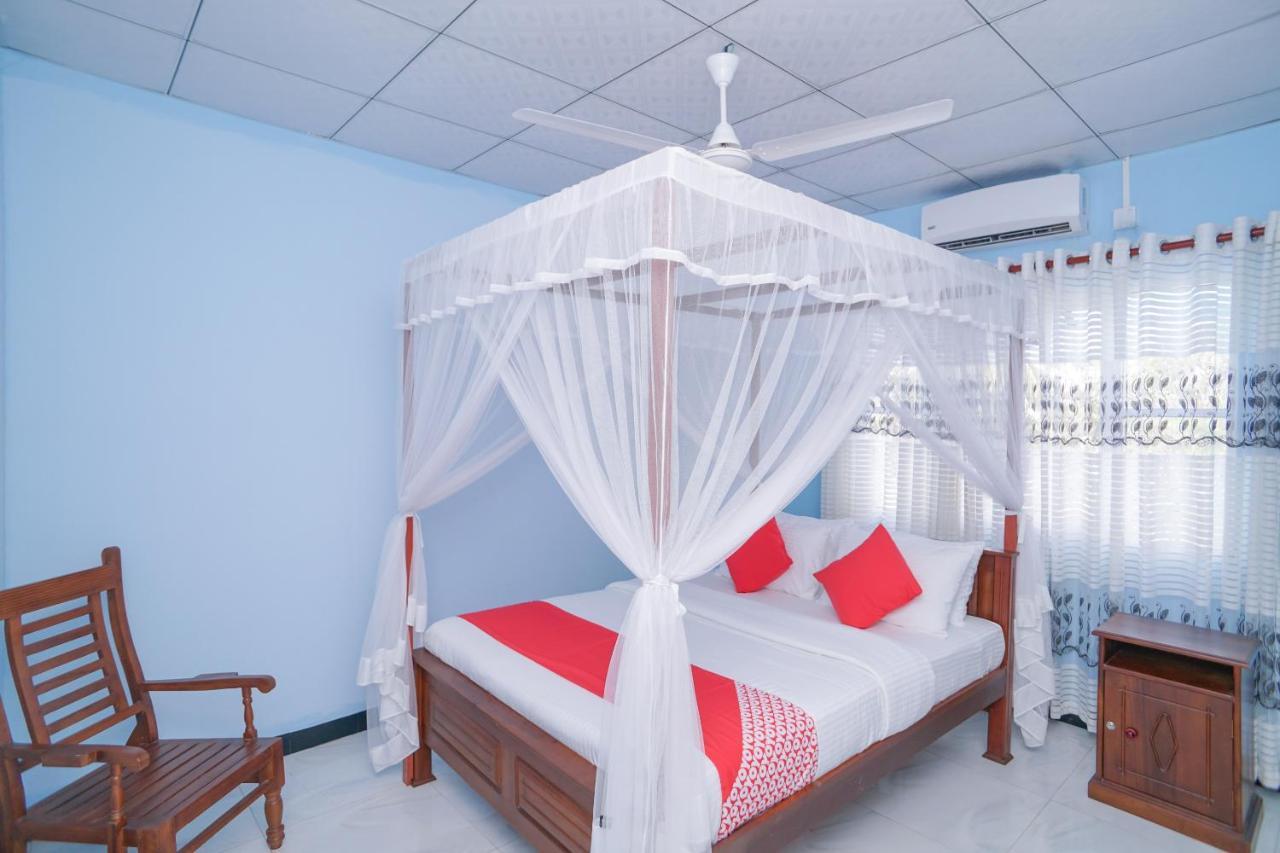 Oyo 532 Sasiri Lanka Holiday Inn 高尔 外观 照片